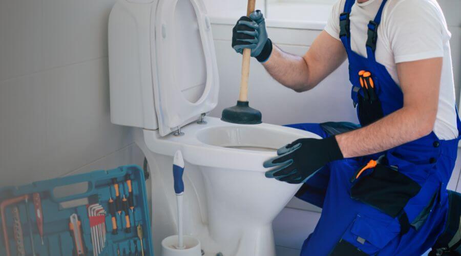 Local expert plumbing services in Rosenberg, TX